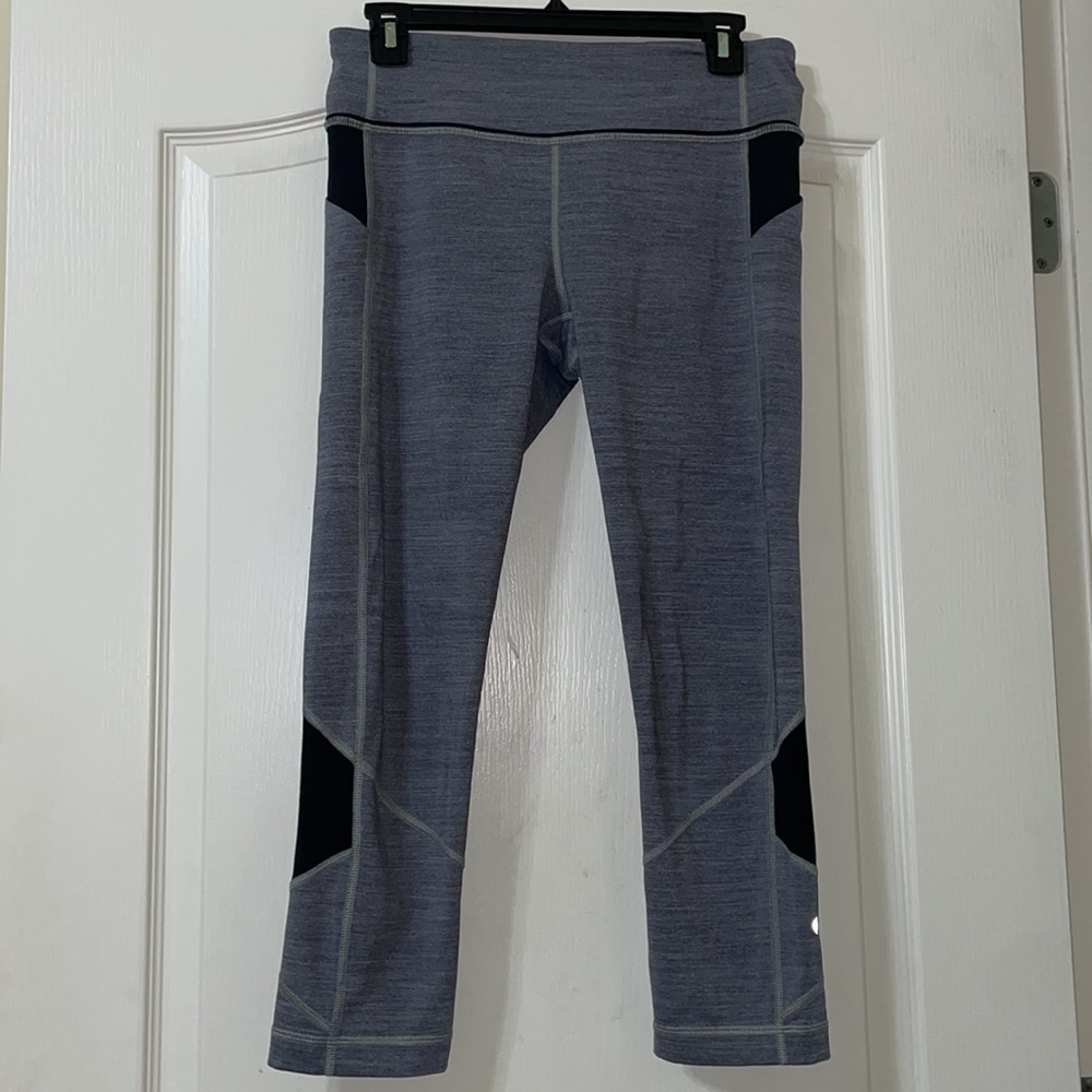Lululemon pace rival space dye gray crop leggings size 8 zip pocket - Picture 6 of 11